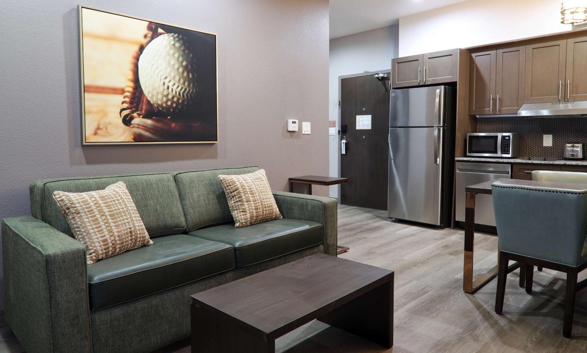 Hotel Manhattan, BW Signature Collection New Caney Екстериор снимка